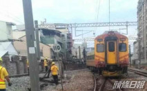 台鐵自強號昨人為疏失出軌 幸無人傷亡