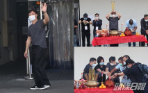 【封館後首個Show】日落慈善演唱會前誠心拜神 陳奕迅見傳媒興奮打招呼