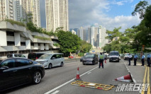 黃大仙兩男向龍翔道投擲汽油彈 路面熏黑
