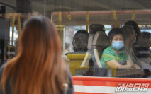 袁國勇倡公共交通工具每小時至少換氣6次