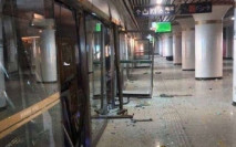 武漢地鐵停運期間月台門被連橫撞碎 官方:維保施工造成