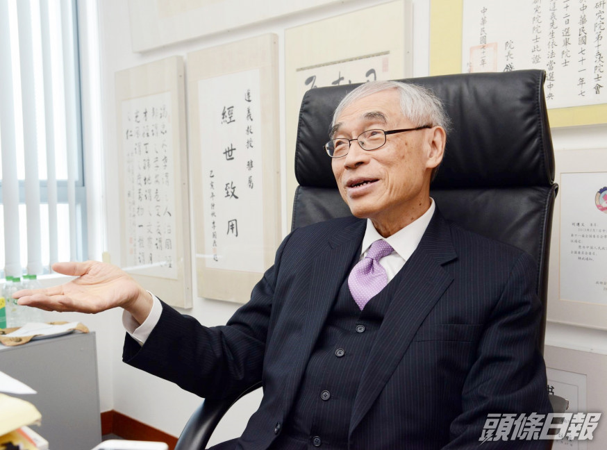 劉遵義建議政府應增加公共開支。資料圖片