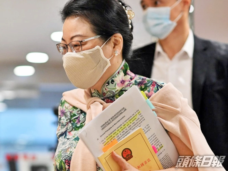 鄭若驊指,會確保法例符合香港法制的普通法原則。 資料圖片