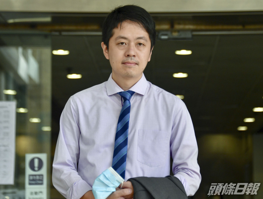報告指許智峯搶手機事件構成譴責的理據。 資料圖片