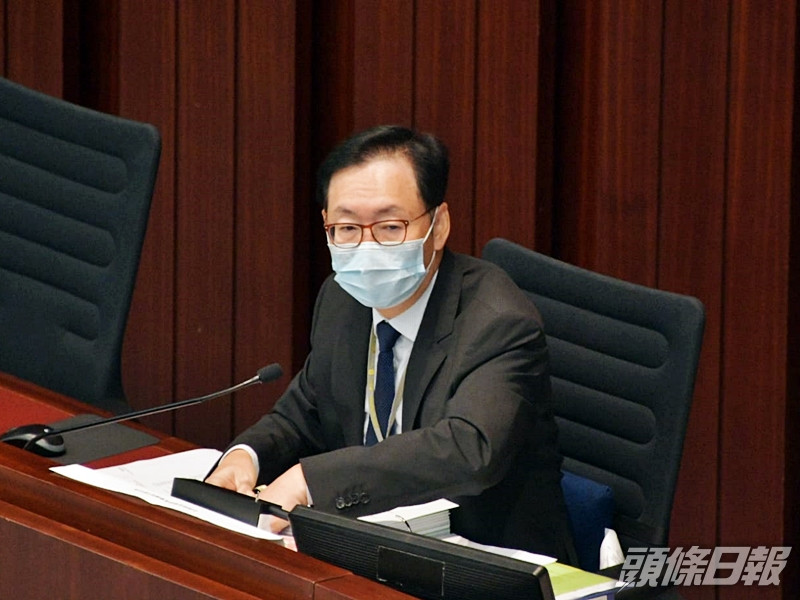 立法會財委會上,有民主派議員提出對《港區國安法》的質疑。資料圖片