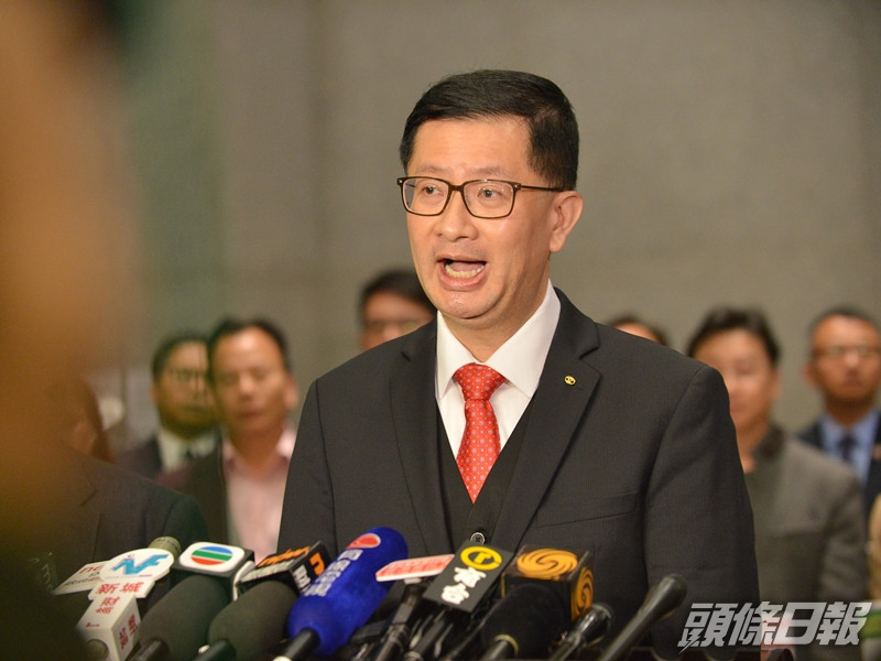湯修齊歡迎新學年改為網上學習。資料圖片