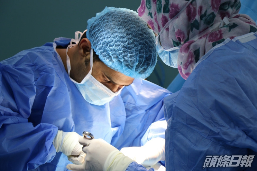 台灣一位醫學美容顧問分享女友人問隆鼻可否用男友肋骨的經歷。 unsplash圖片/示意圖