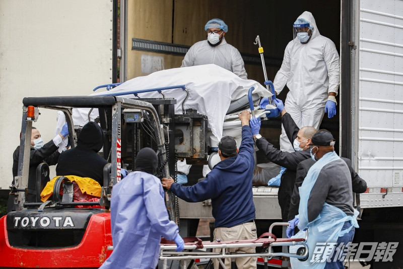 新冠肺炎死亡人數至今逾55萬。AP資料圖片
