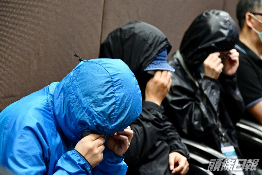 新華社指反對派消費這12入及其家屬,真實目的是煽動香港對政府的不滿和對內地的仇視。資料圖片