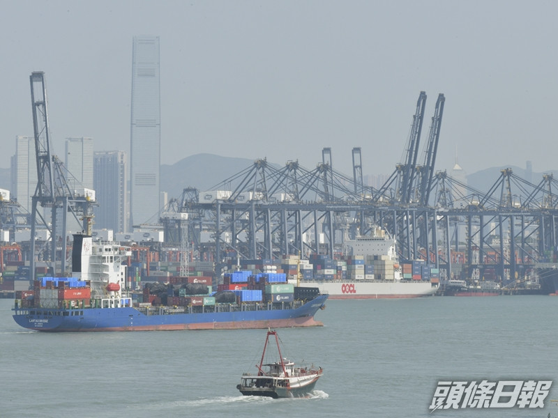 2020年8月份錄得有形貿易逆差146億元。資料圖片