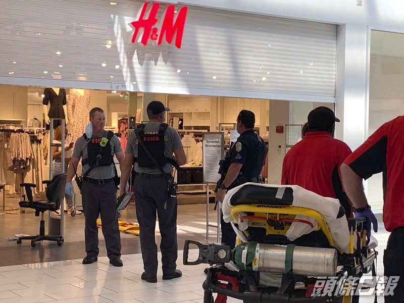 現場是胡佛鎮的 Riverchase Galleria 商場。AP