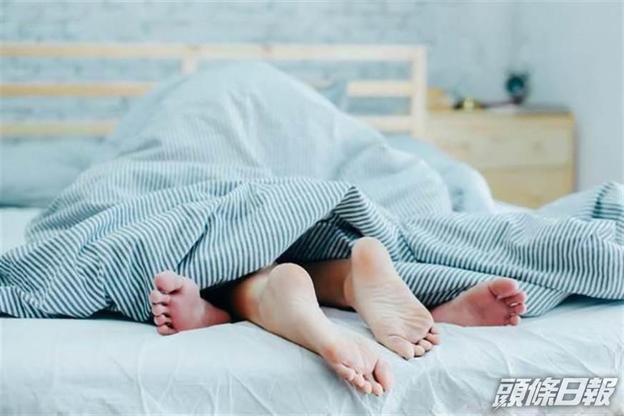男子告妻與人通姦求償。網圖