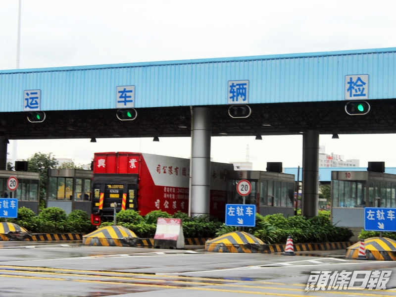 廣東省交通運輸廳發通告,要求香港跨境貨車周五前裝好衛星定位。資料圖片