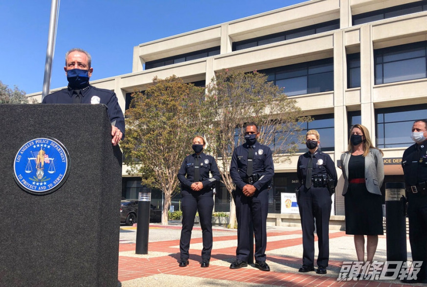警方發言人表示,兩名被槍傷警員傷勢不輕,將來可能還需做更多手術,康復的道路十分漫長。AP圖片