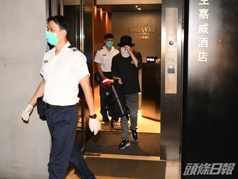 中年漢召妓「彈鐘」拒付車馬費,遭馬伕妓女淋熱水毆傷。