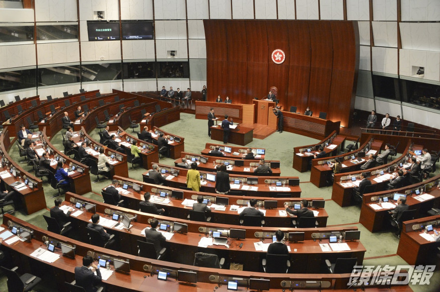 第7屆立法會議員會沿用現時立法會議員的薪津安排。資料圖片
