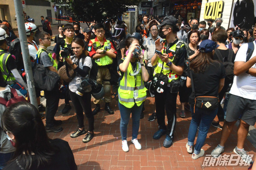 外交部駐港公署強調在香港從事新聞工作,就必須嚴格遵守中國和香港法律。資料圖片