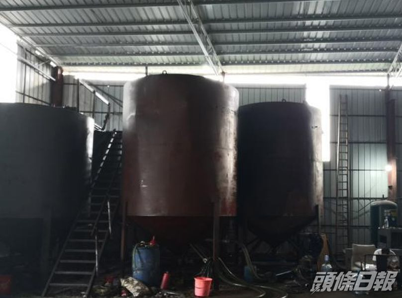 脫色廠內的油罐。網圖