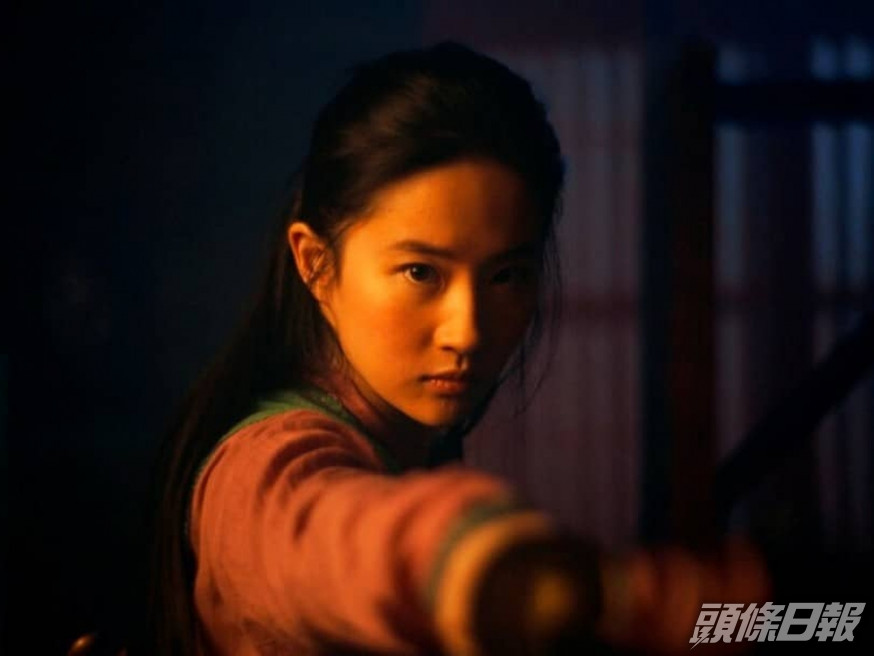 迪士尼的真人電影版《花木蘭》三度延期後,決定取消北美院線發行,而轉戰串流平台。AP圖片
