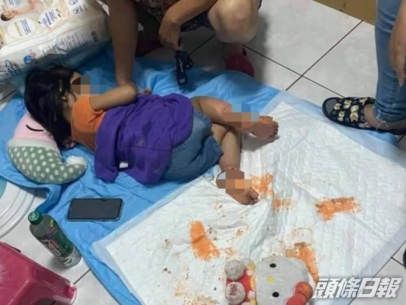 女童雙腳潰爛。網圖