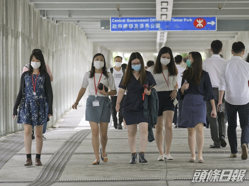 政府亦將於八月招聘約四百三十名支援服務助理。資料圖片