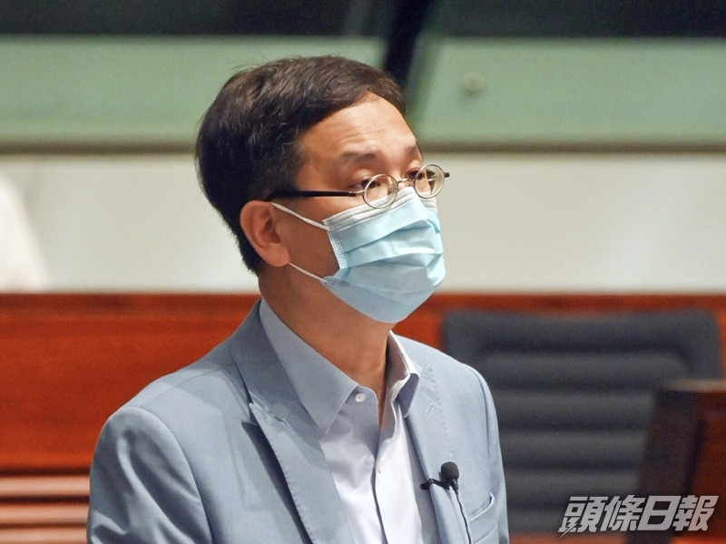 葉建源同意全港停課,以防學校成為傳播新冠肺炎的地方。資料圖片