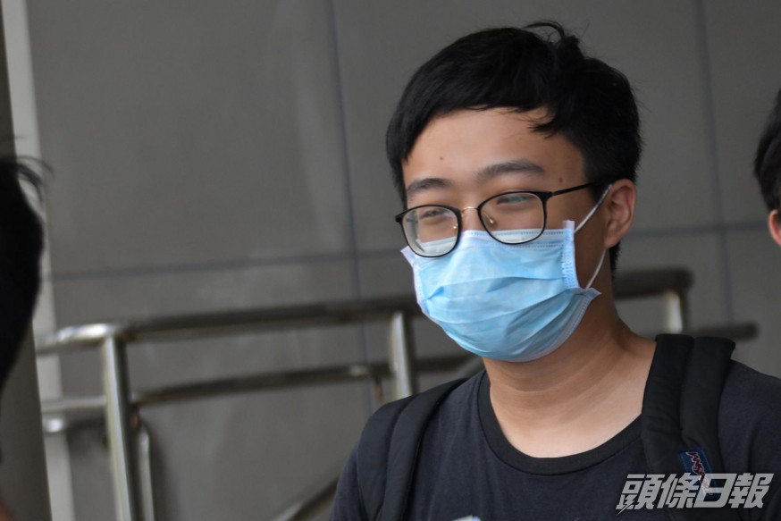 被告雷藝佳。