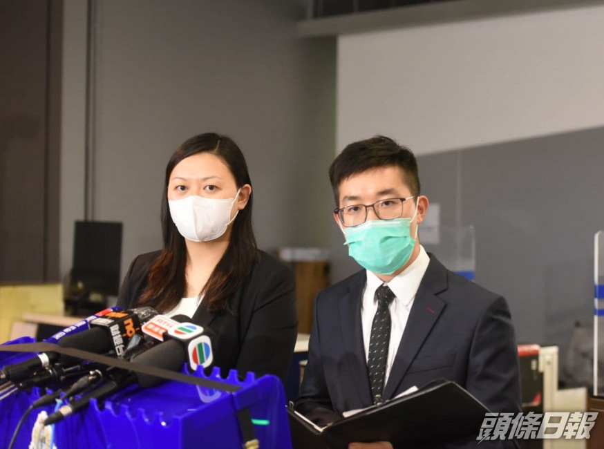 商業罪案調查科督察劉嘉明(右)