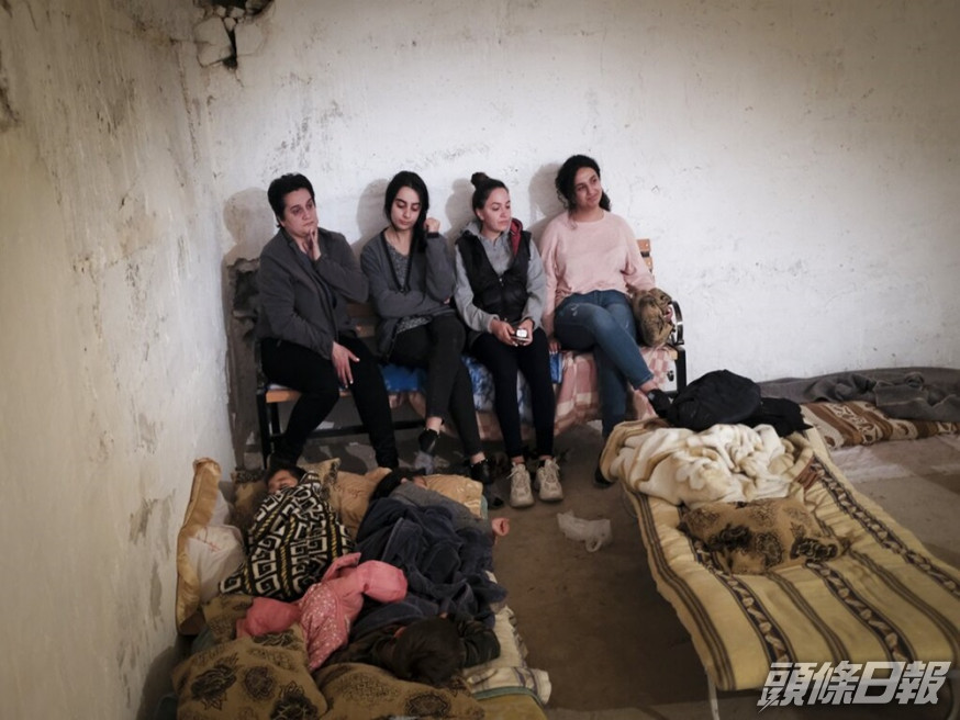 阿塞拜疆當局公布他們一方有9名平民死亡,32人受傷。AP圖片