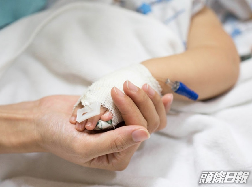女童雙腿出疹,發燒肚痛,病徵似感冒,卻在送院後6小時身亡,醫生證「綠膿桿菌」感染。