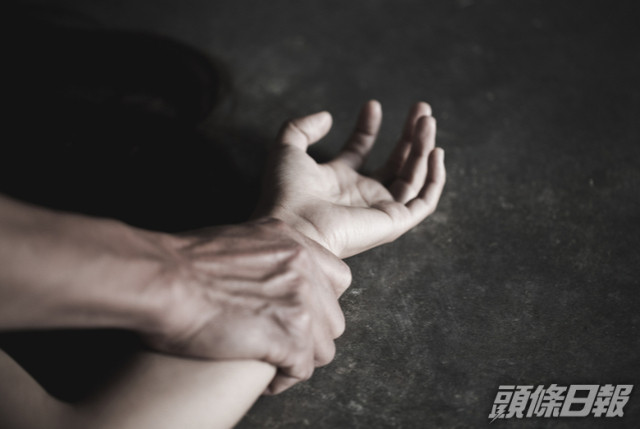 少女慘遭媽媽的男友性侵。網圖/示意圖