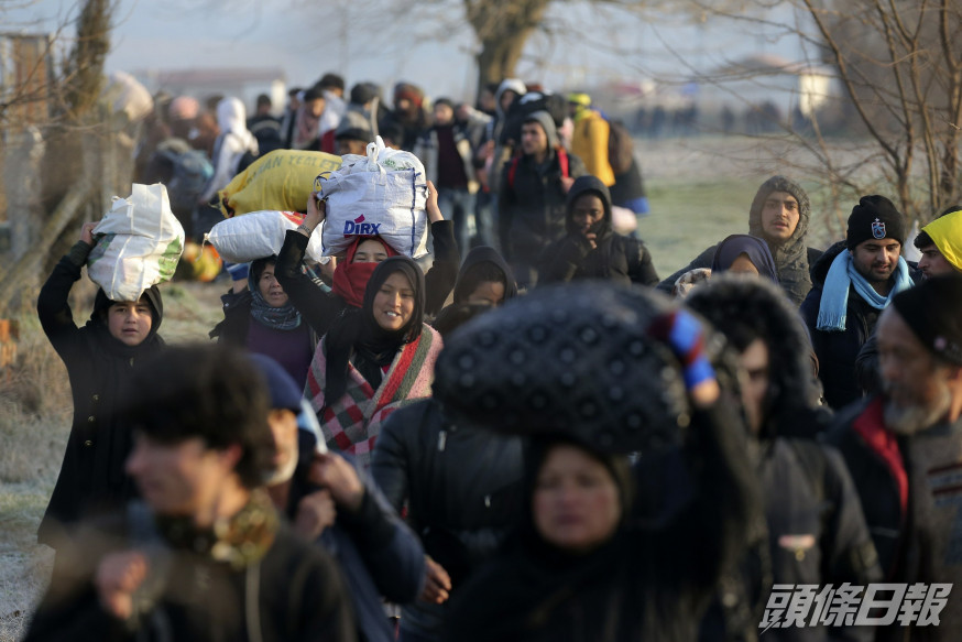 大批難民試圖經土耳其進入歐洲。 AP資料圖片