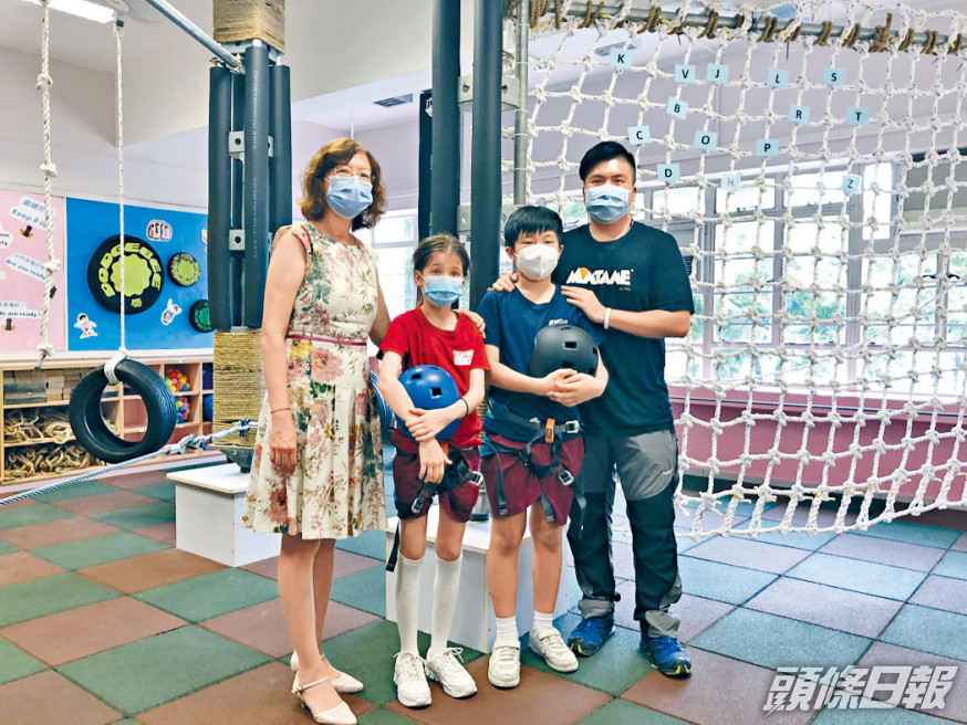 李玉枝(左一)冀學生親身實踐歷奇考驗,從中培養正向品格及永不言敗的精神。 袁嘉詠攝