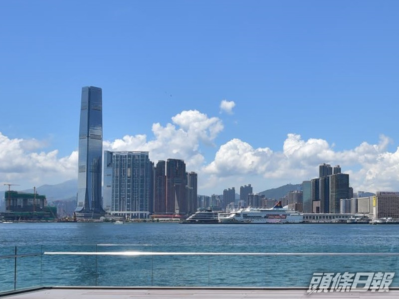 發言人重申,外國政府、議會及政客不應以任何形式干預香港特區內部事務。