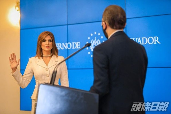 曾參加環球小姐候選人馬約爾加被委任為下一任駐美大使。社交媒體圖片