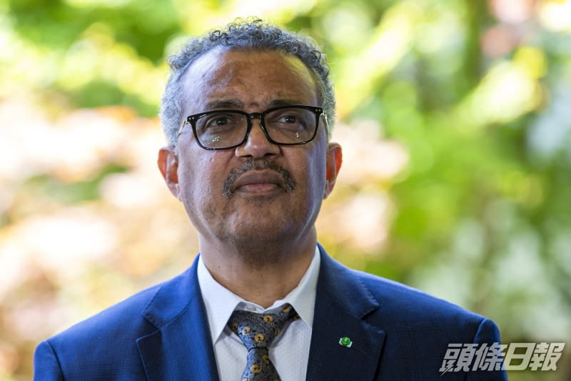 世衛組織總幹事譚德塞表示,太多國家正朝著錯誤的方向前進,新冠病毒仍然是頭號公敵。AP