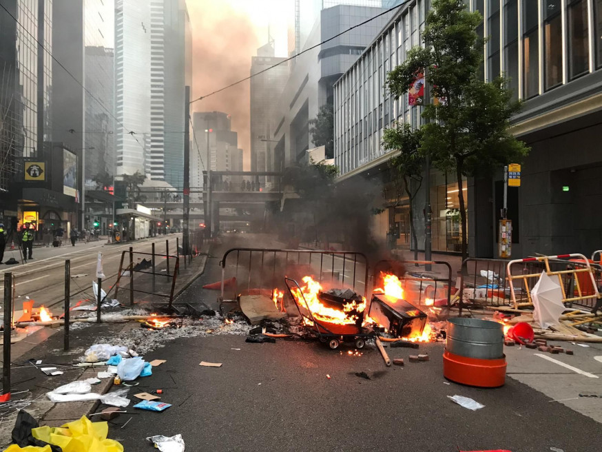 在剛過去的周未,持續發生縱火事件。資料圖片