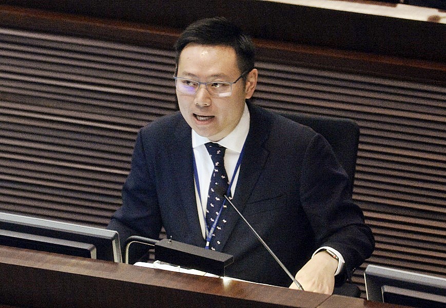 徐英偉指開設職位,並非代表就任何取消對沖方案表態。資料圖片
