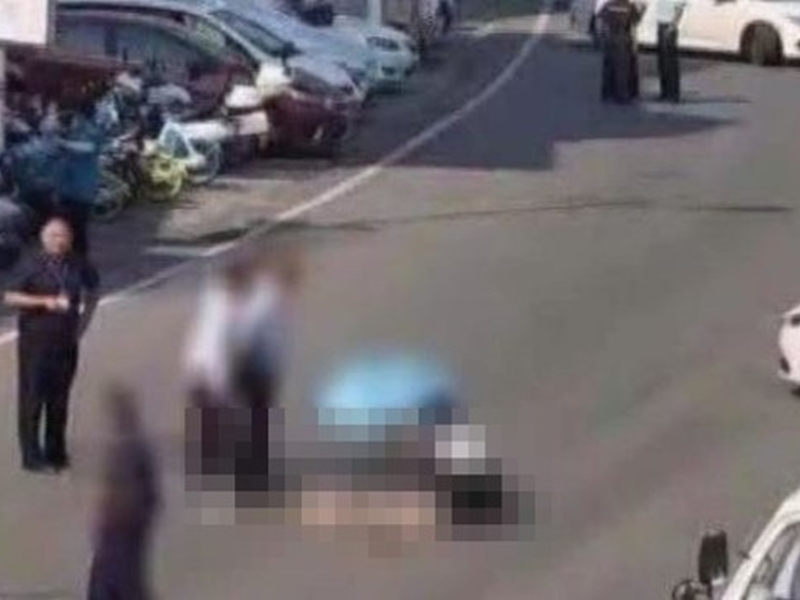 姐姐倒車不慎撞倒懷孕的妹妹,當場讓妹妹與其腹中胎兒雙雙殞命。 網圖