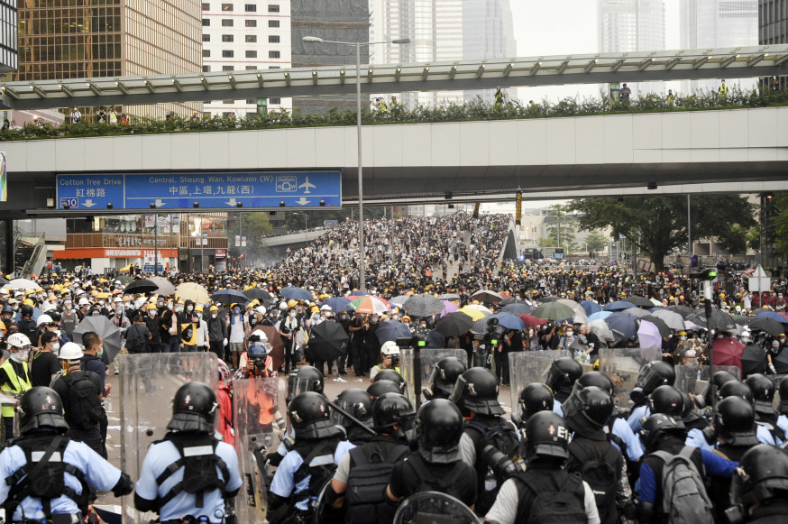 民權組織擬撰6‧12金鐘衝突報告呈聯合國。 資料圖片