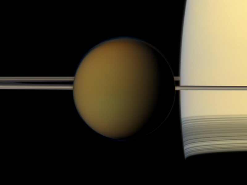 土星最大衛星有山有湖與地球雷同 。網上圖片