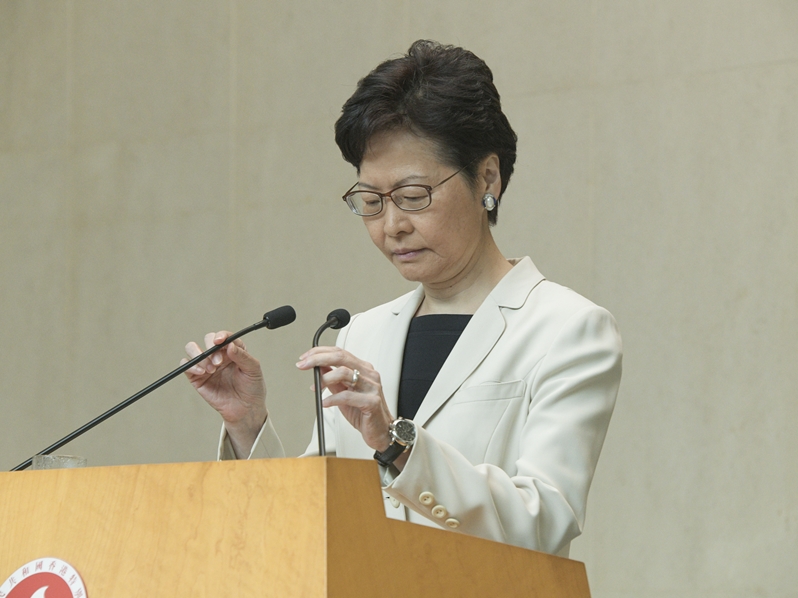 林鄭月娥的「畀面派對」,四百三十一名區議員中今日又會有多少人到場?