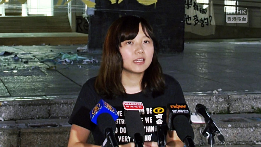 中大女生吳傲雪回應校長段崇智公開信。港台影片截圖