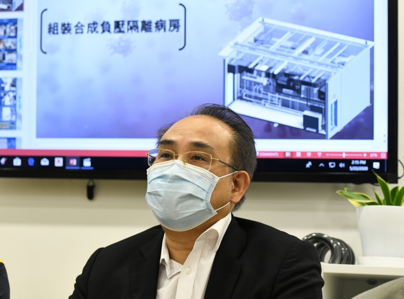 英國醫療工程學會香港分會主席源栢樑表示,組裝合成隔離病房可未雨綢繆。黃頌偉攝
