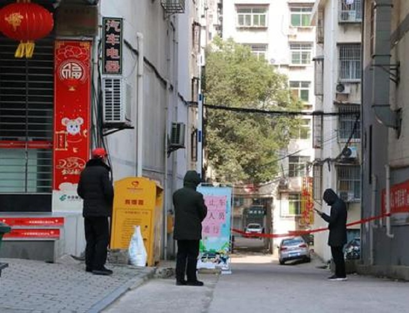 內地小區實行封閉式管理。