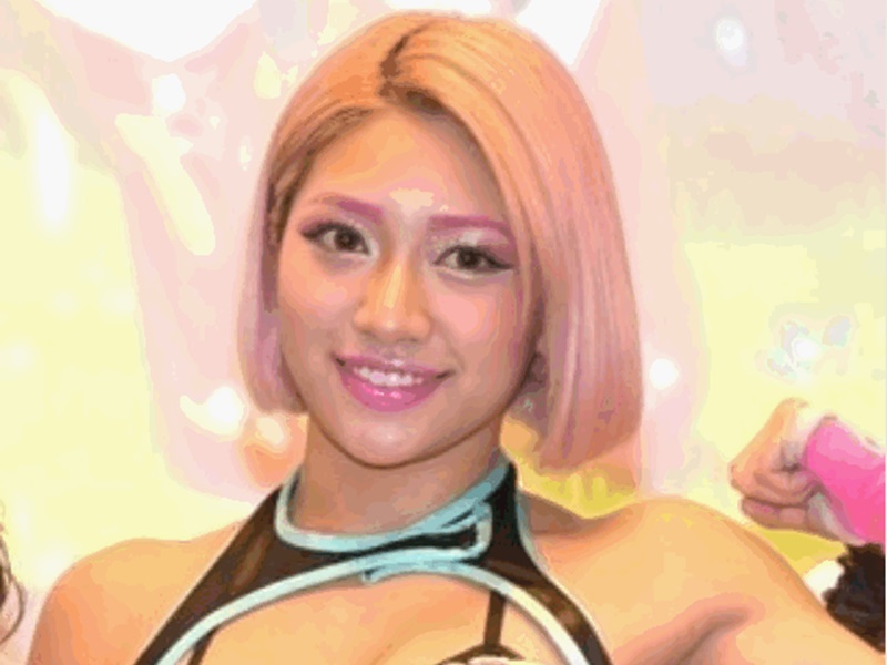 木村花最為人深刻印象是她一頭粉紅色頭髮。ig