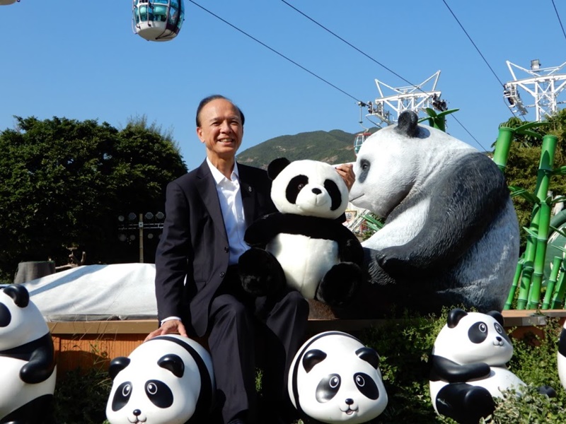 李繩宗遺憾未見大熊貓「傳宗接代」。