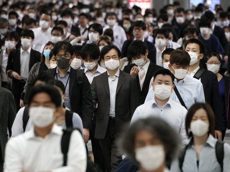 東京和北九州的新冠狀病毒疫情出現反彈。AP圖