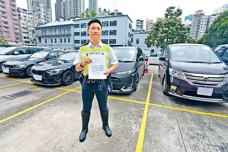警方的打擊非法「白牌」車執法行動。資料圖片