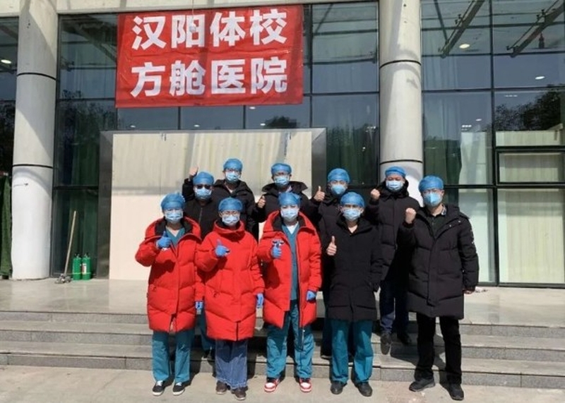日前,武漢方艙醫院有義工無家可歸的消息在網上廣傳,引發網民關注。(網圖)